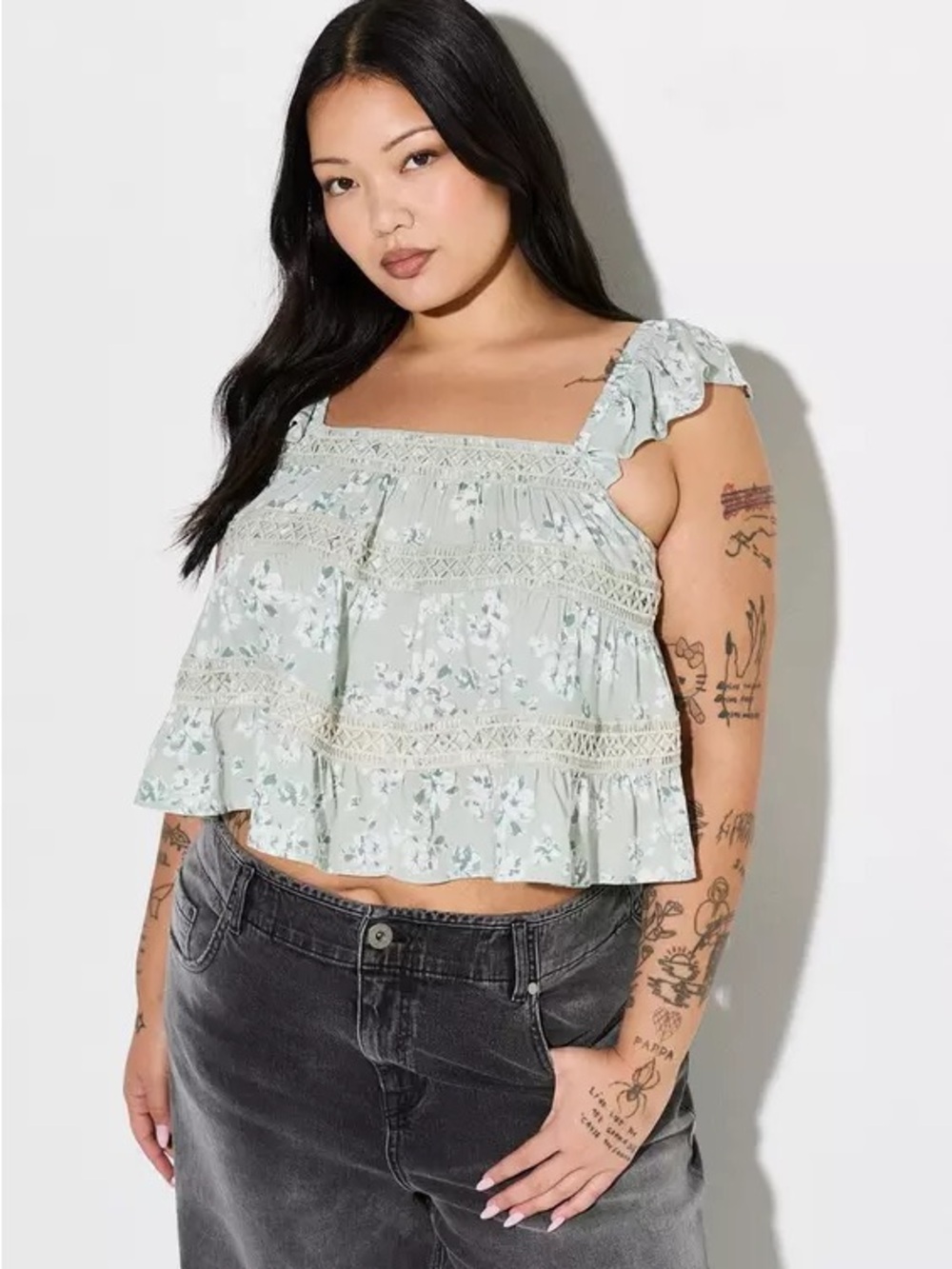 torrid Sage Floral Tiered Lace Trim Swing Top with Ruffle Sleeves NWT